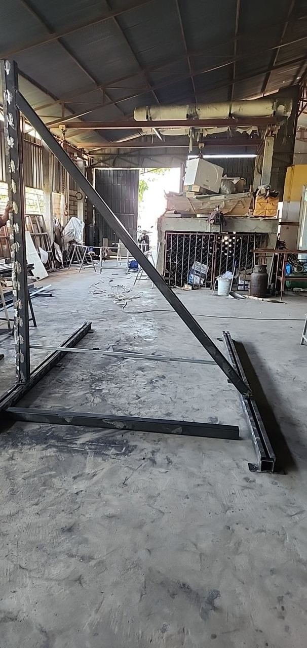 Half-fabricated rig frame in the workshop